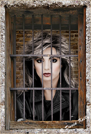 Marion Davren. New picture created from two images. Click to view larger version.
